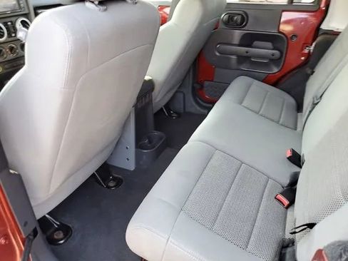 Used 2008 Jeep Wrangler Unlimited Sahara w/ Dual Top Group image 12