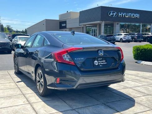 Used 2016 Honda Civic EX-T image 11
