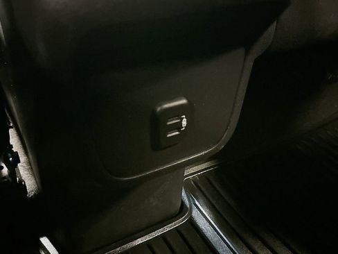 Used 2019 Chevrolet Equinox LT image 29