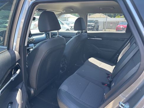 Used 2023 Kia Seltos S FWD image 8