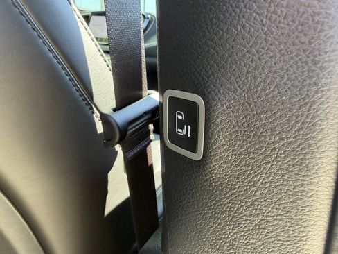 New 2026 Chrysler Pacifica Select w/ S Appearance Package FWD image 26