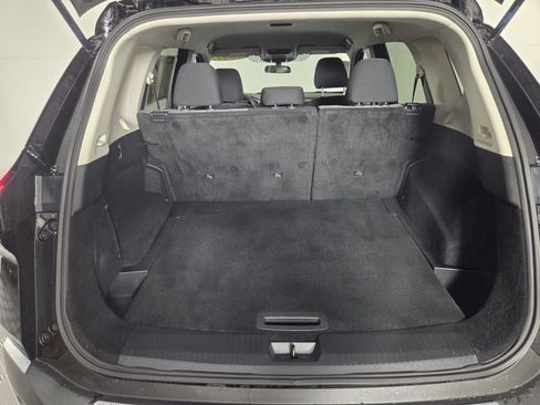 Used 2021 Nissan Rogue SV FWD image 27
