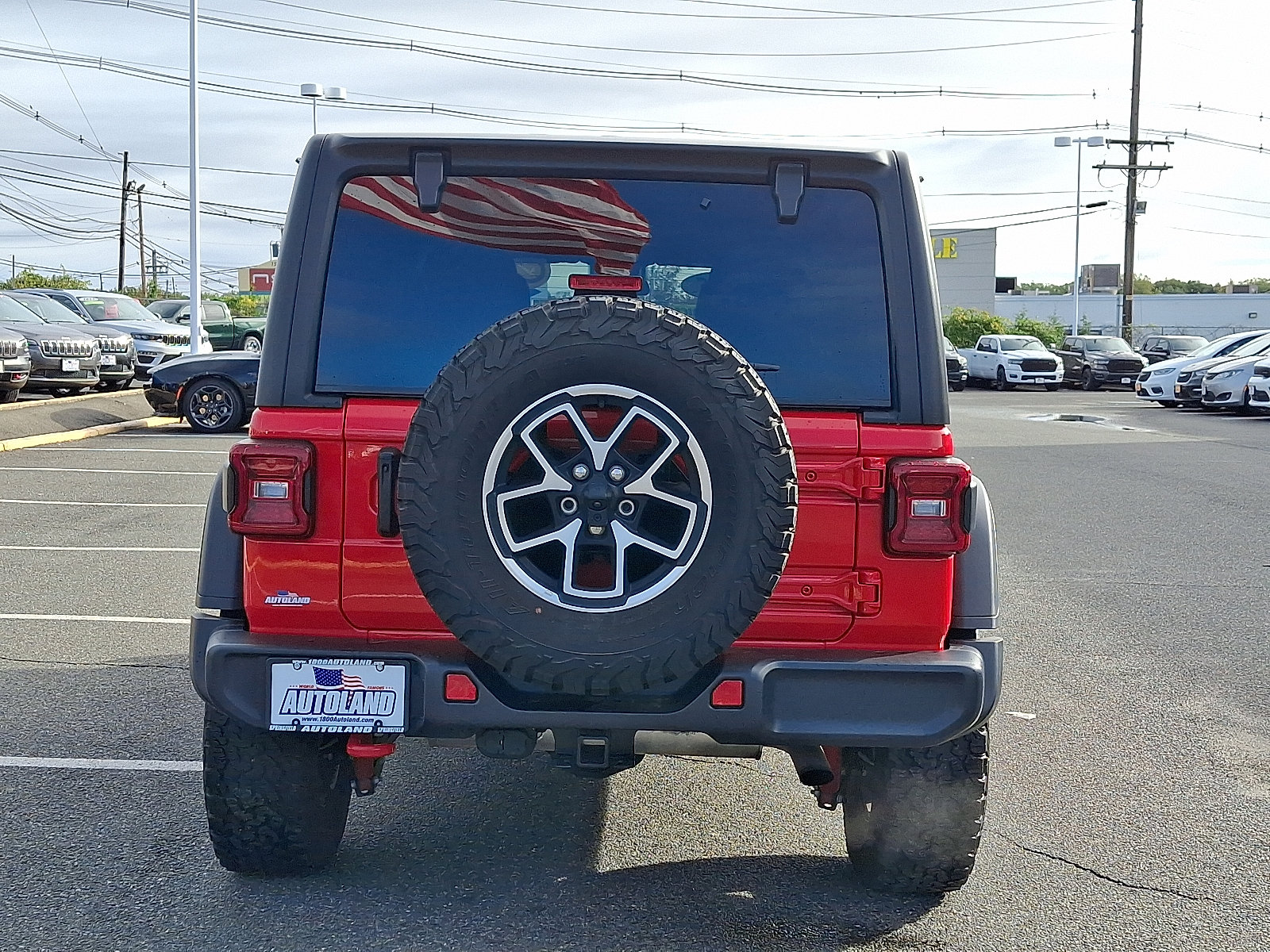 Used 2025 Jeep Wrangler Unlimited Rubicon AWD/4WD image 6