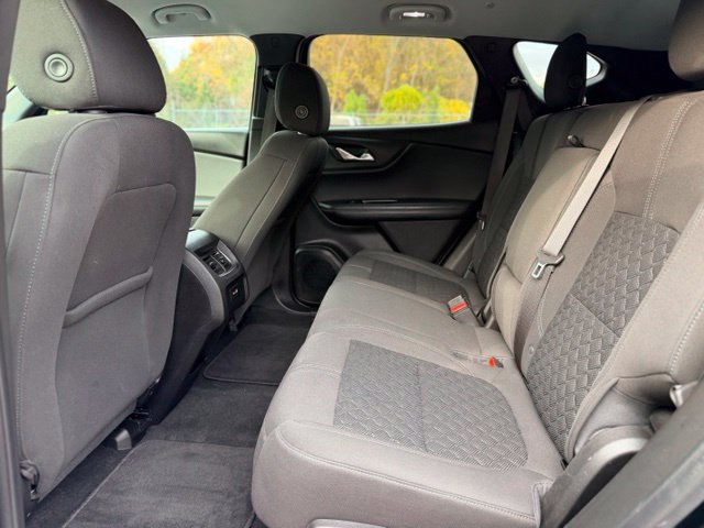 Used 2020 Chevrolet Blazer LT FWD image 25