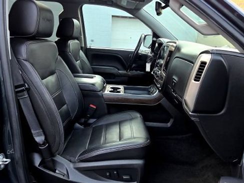 Used 2018 GMC Sierra 1500 Denali w/ Denali Ultimate Package AWD/4WD image 10