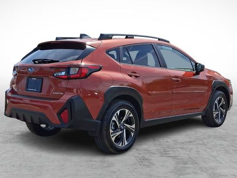 Used 2025 Subaru Crosstrek 2.0i Premium AWD/4WD image 4