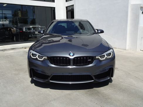 Used 2018 BMW M3 RWD image 2
