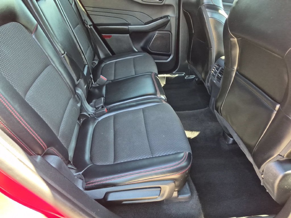 Used 2025 Ford Escape ST-Line AWD/4WD image 29