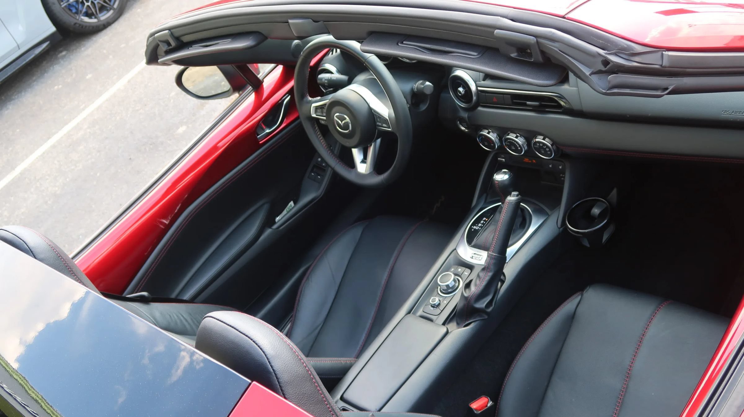 Used 2019 MAZDA MX-5 Miata RF Grand Touring RWD image 39