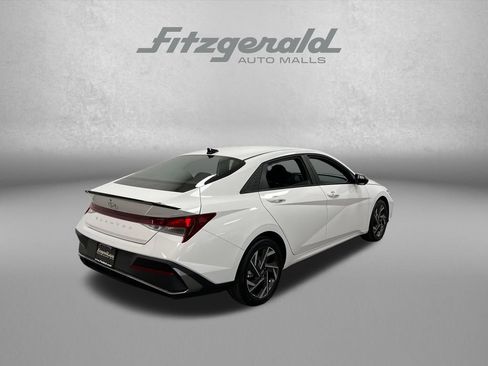 Used 2025 Hyundai Elantra Sport FWD image 7