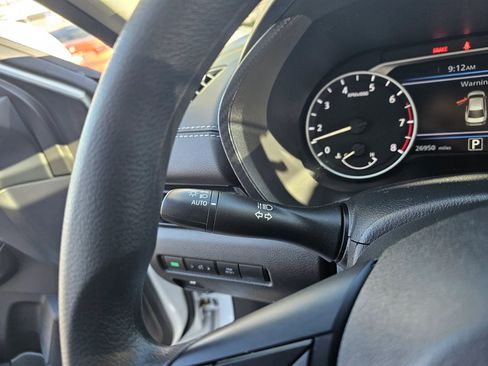 Used 2025 Nissan Sentra SV image 20