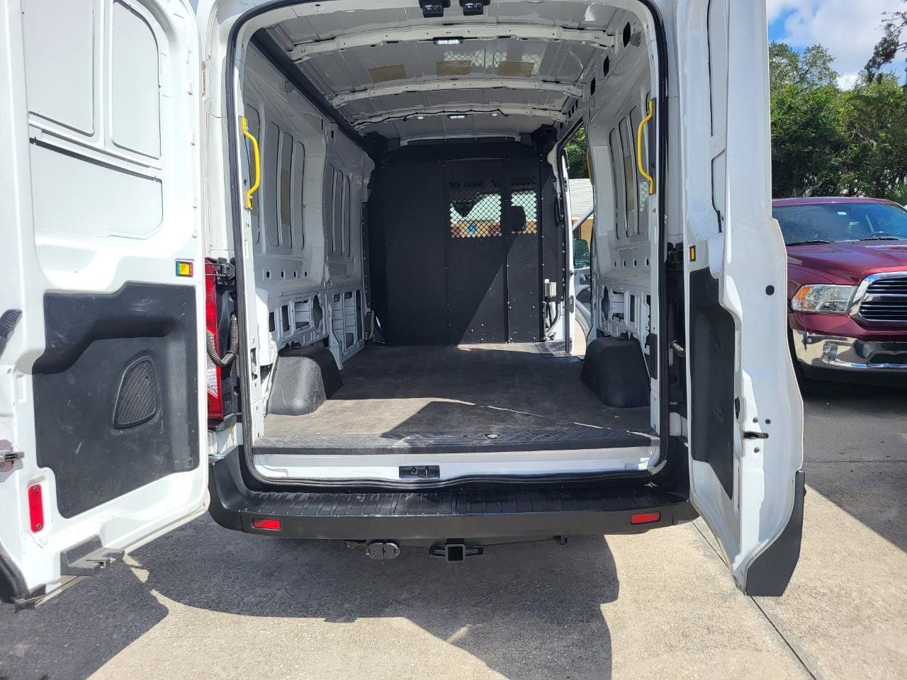 Used 2016 Ford Transit 150 148 Medium Roof RWD image 44