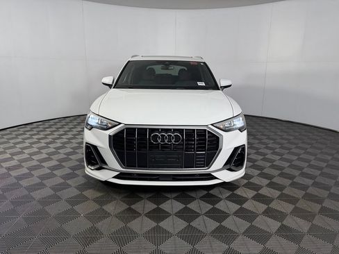 Used 2022 Audi Q3 2.0T Premium w/ Convenience Package AWD/4WD image 5