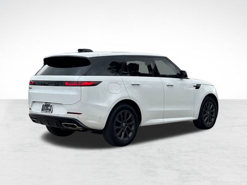 Used 2024 Land Rover Range Rover Sport Dynamic SE image 9