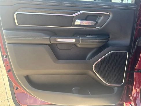 Used 2024 RAM 1500 Laramie AWD/4WD image 23
