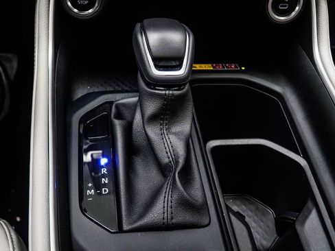 Used 2025 Toyota Grand Highlander AWD image 24