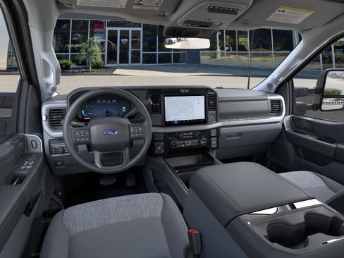 New 2026 Ford F350 XLT w/ XLT Premium Package AWD/4WD image 9
