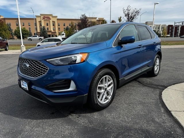 Used 2024 Ford Edge SEL AWD/4WD image 2