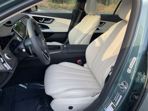 New 2026 Mercedes-Benz E 350 Sedan image 21