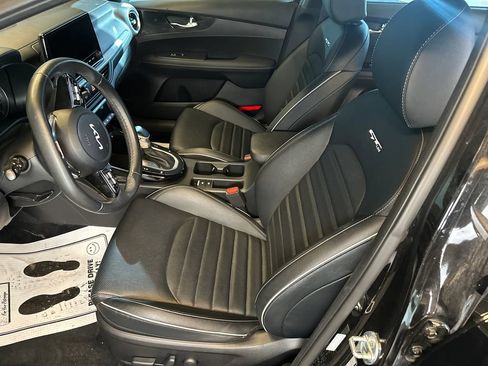 Used 2023 Kia Forte GT-Line w/ GT-Line Premium Package FWD image 21