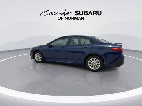 Used 2025 Toyota Camry LE FWD image 6