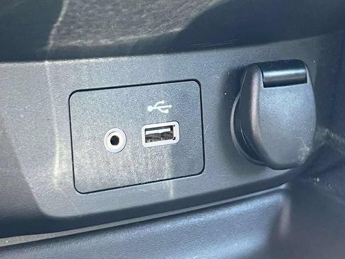 Used 2020 Nissan Rogue SV AWD/4WD image 28