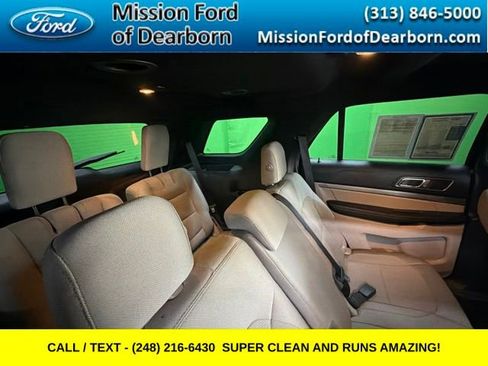 Used 2019 Ford Explorer XLT AWD/4WD image 46