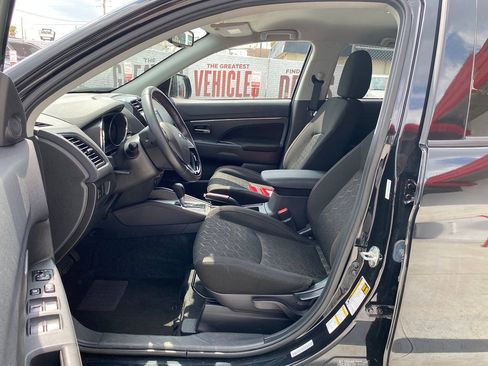 Used 2021 Mitsubishi Outlander Sport ES FWD image 5
