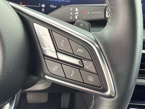 Used 2025 Buick Enclave Sport Touring FWD image 26