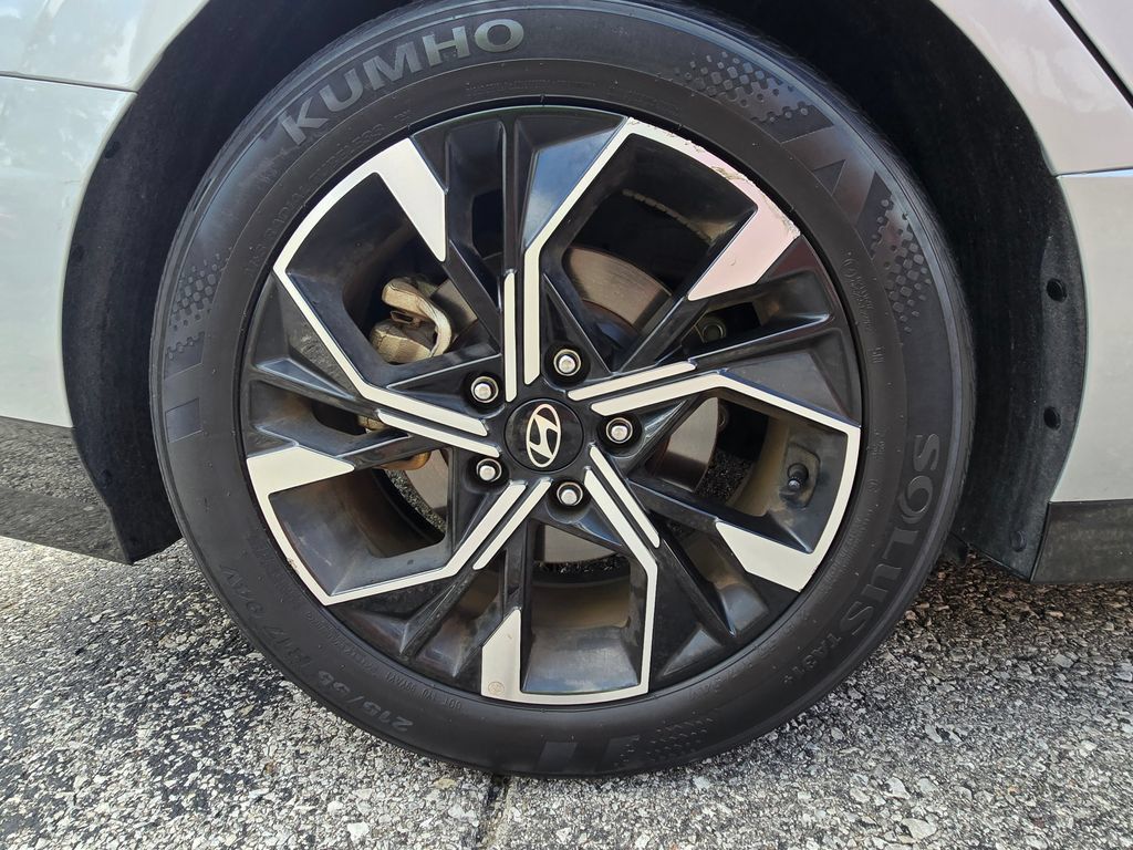 Used 2025 Hyundai Sonata SEL FWD image 19