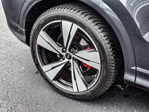 Used 2025 Audi SQ5 Prestige image 8