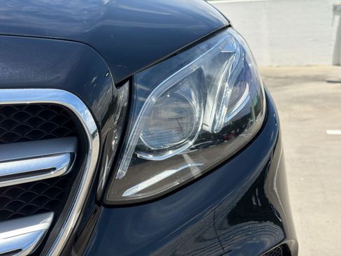 Used 2019 Mercedes-Benz E 300 image 10