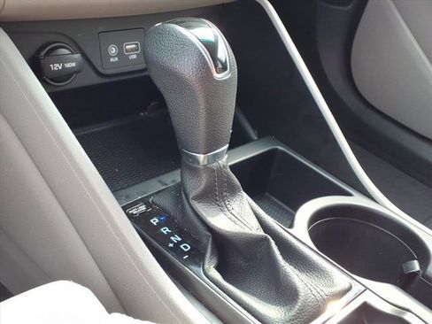 Used 2019 Hyundai Tucson SE image 14