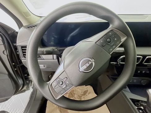 New 2026 Nissan Sentra SV FWD image 8