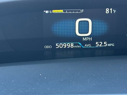 Certified 2022 Toyota Prius Prime XLE FWD image 26