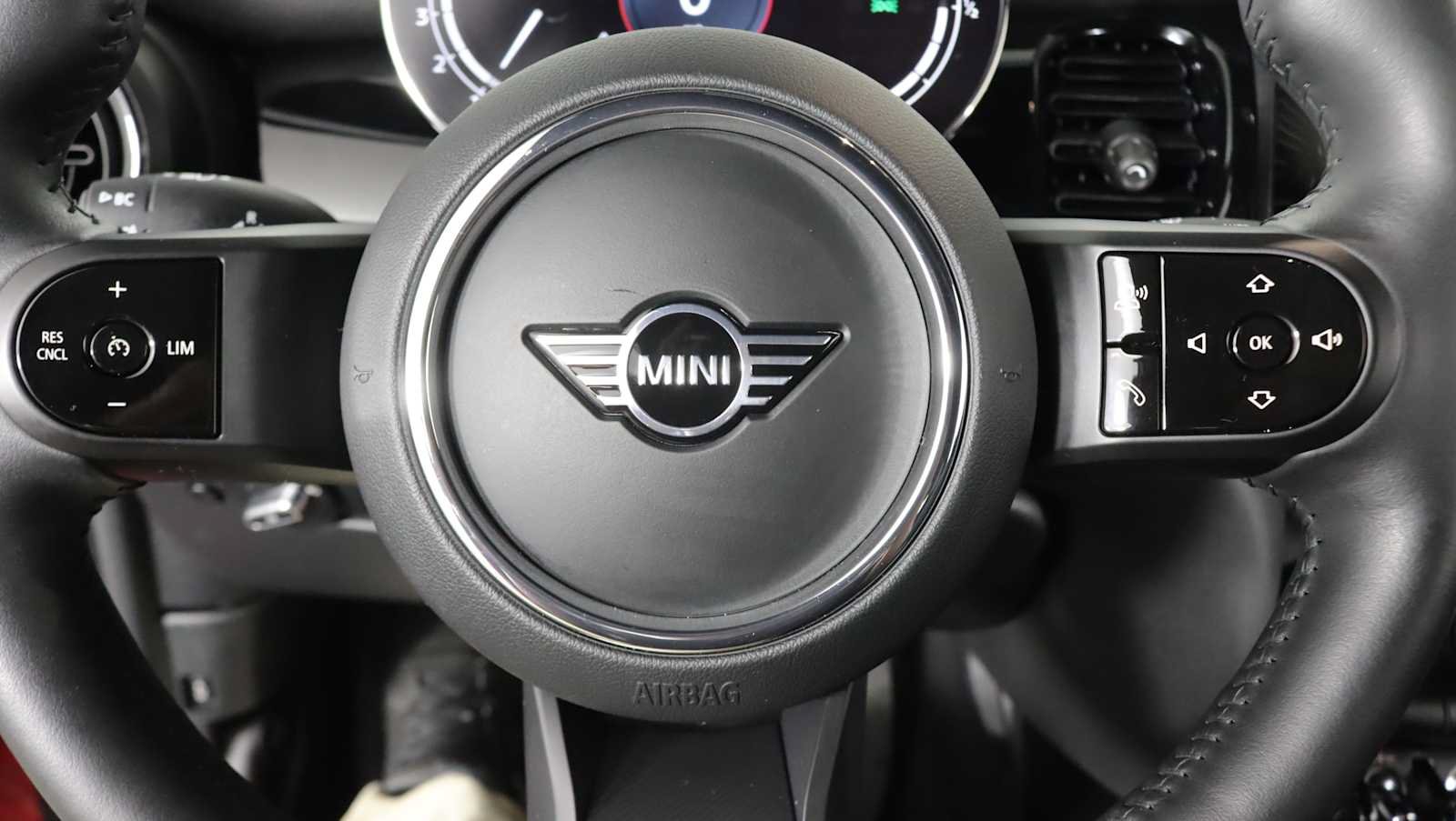 Used 2024 MINI Cooper Convertible FWD image 18