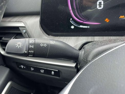 Used 2023 Kia Telluride EX w/ EX Captain's Chair Package image 22