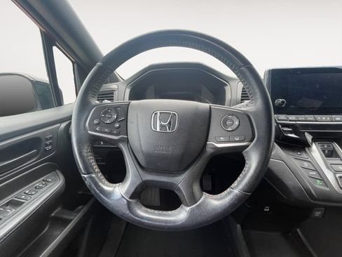 Used 2023 Honda Odyssey Sport image 12