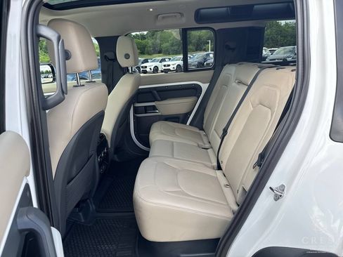 Used 2024 Land Rover Defender 110 S AWD/4WD image 18