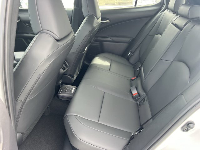 Used 2024 Lexus UX 250h FWD image 23