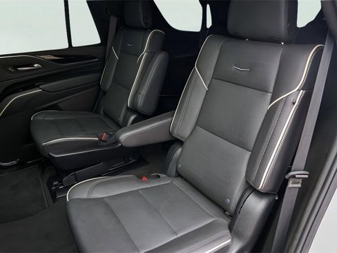 Used 2023 Cadillac Escalade Sport image 29