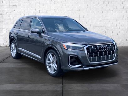 New 2025 Audi Q7 3.0T Premium Plus