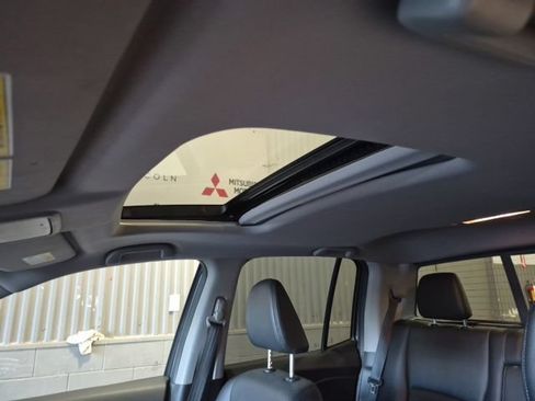 Used 2017 Honda Ridgeline RTL-E image 16