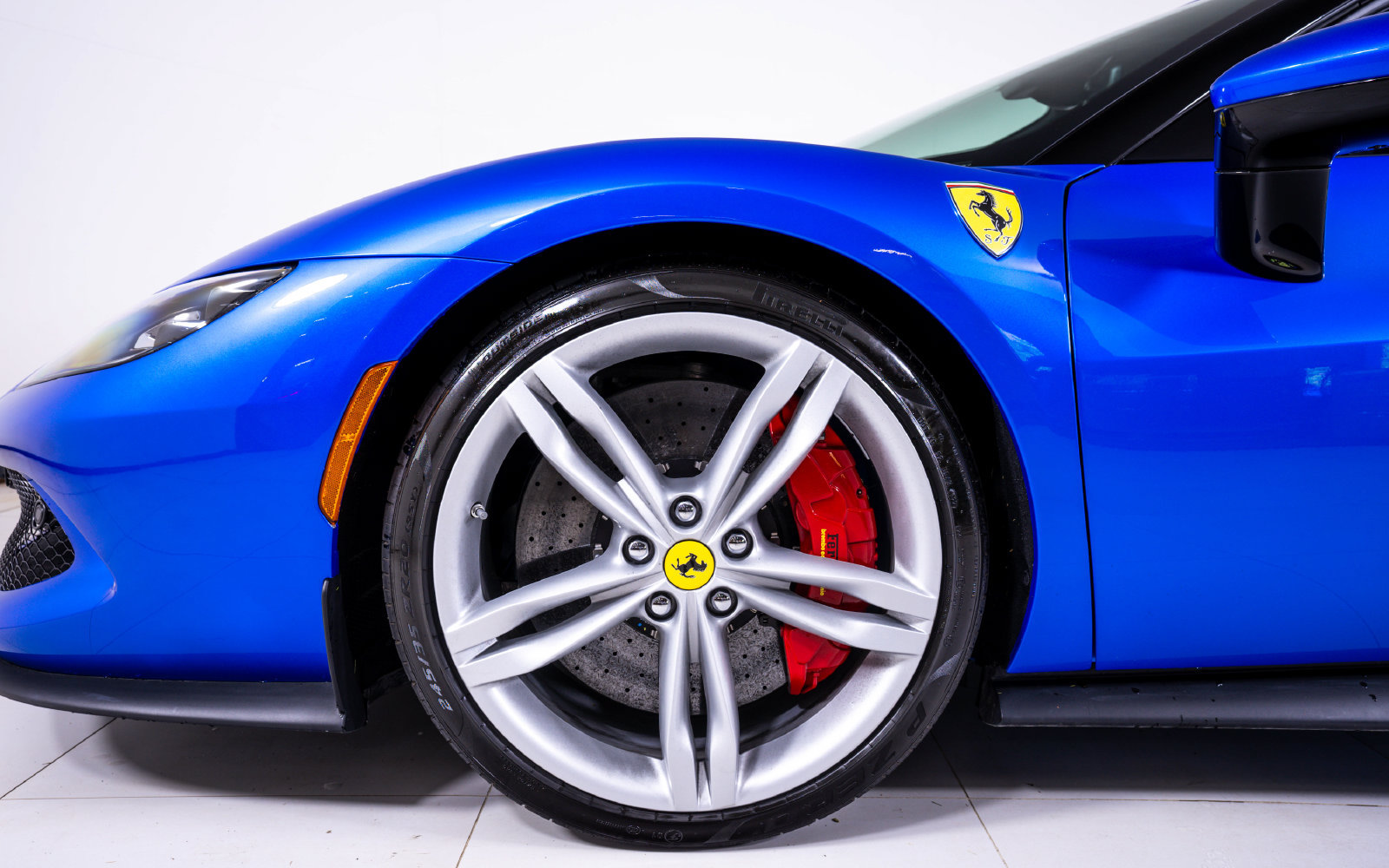 Used 2022 Ferrari 296 GTB RWD image 14