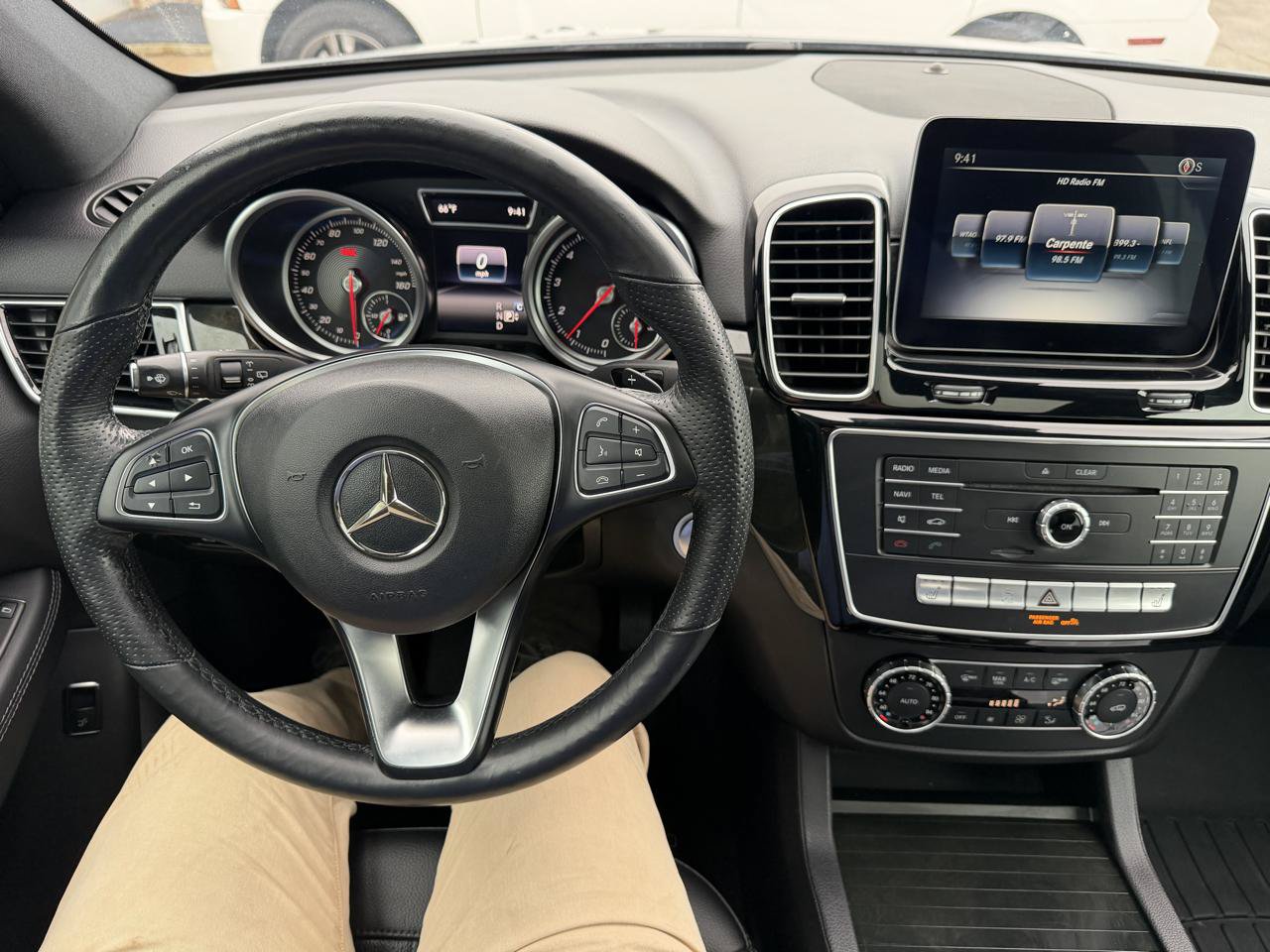 Used 2017 Mercedes-Benz GLE 350 4MATIC image 23