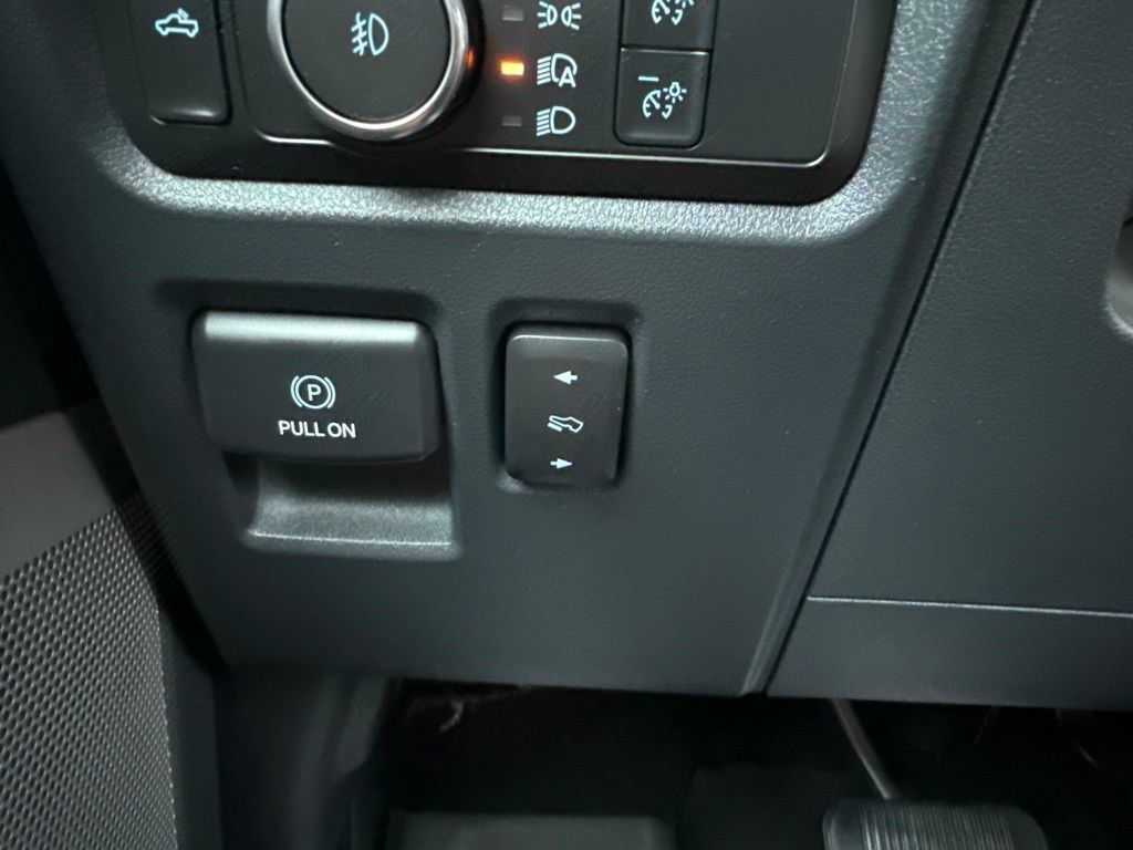Used 2022 Ford F150 Lariat w/ Equipment Group 502A High AWD/4WD image 23