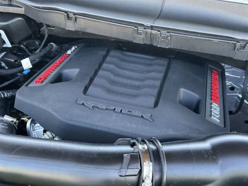 Used 2025 Ford F150 Raptor AWD/4WD image 34