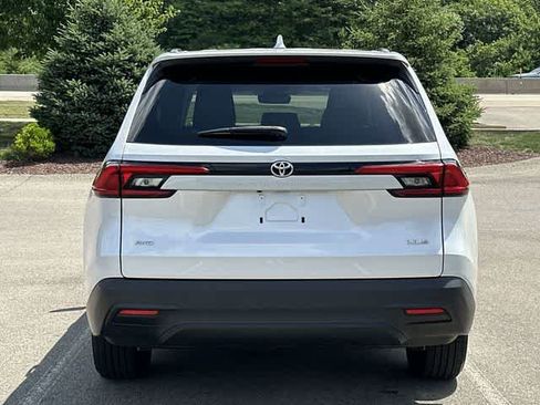 Used 2024 Toyota Grand Highlander AWD image 4
