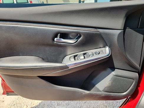 Used 2022 Nissan Sentra SR w/ Electronics Package FWD image 14