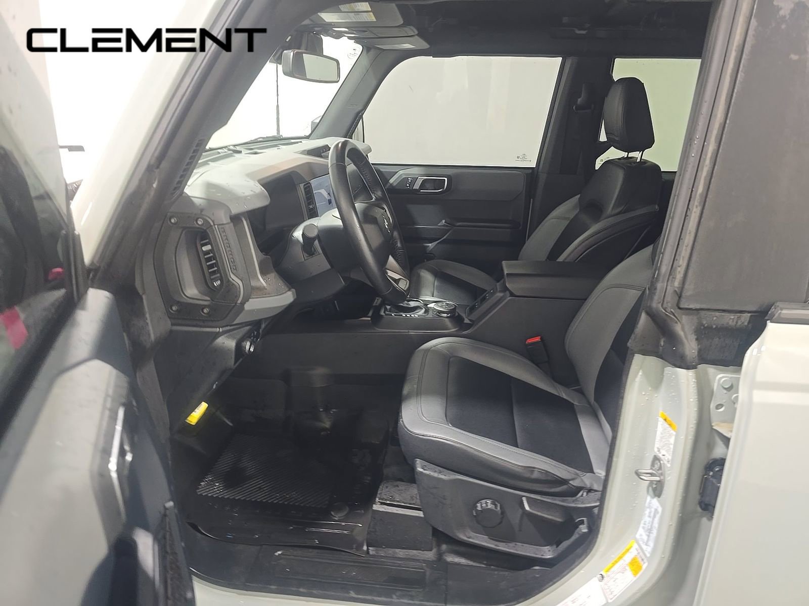 Used 2024 Ford Bronco Big Bend AWD/4WD image 3